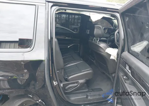 2024 Jeep Wagoneer L Series I 4X4 z USA, uszkodzony, nr VIN 1C4SJSAP5RS153200